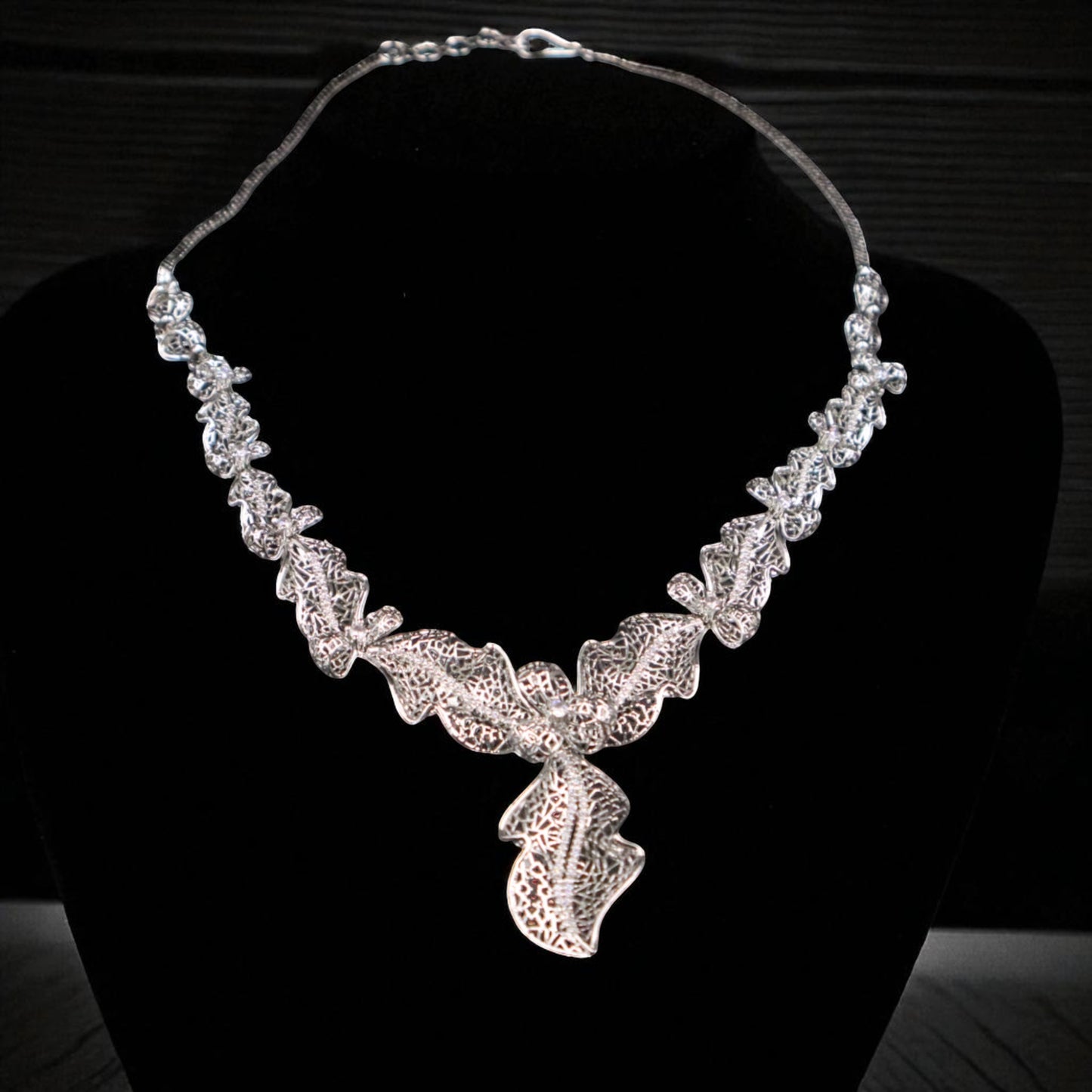 Silvery Medhavi American Diamond Necklace set