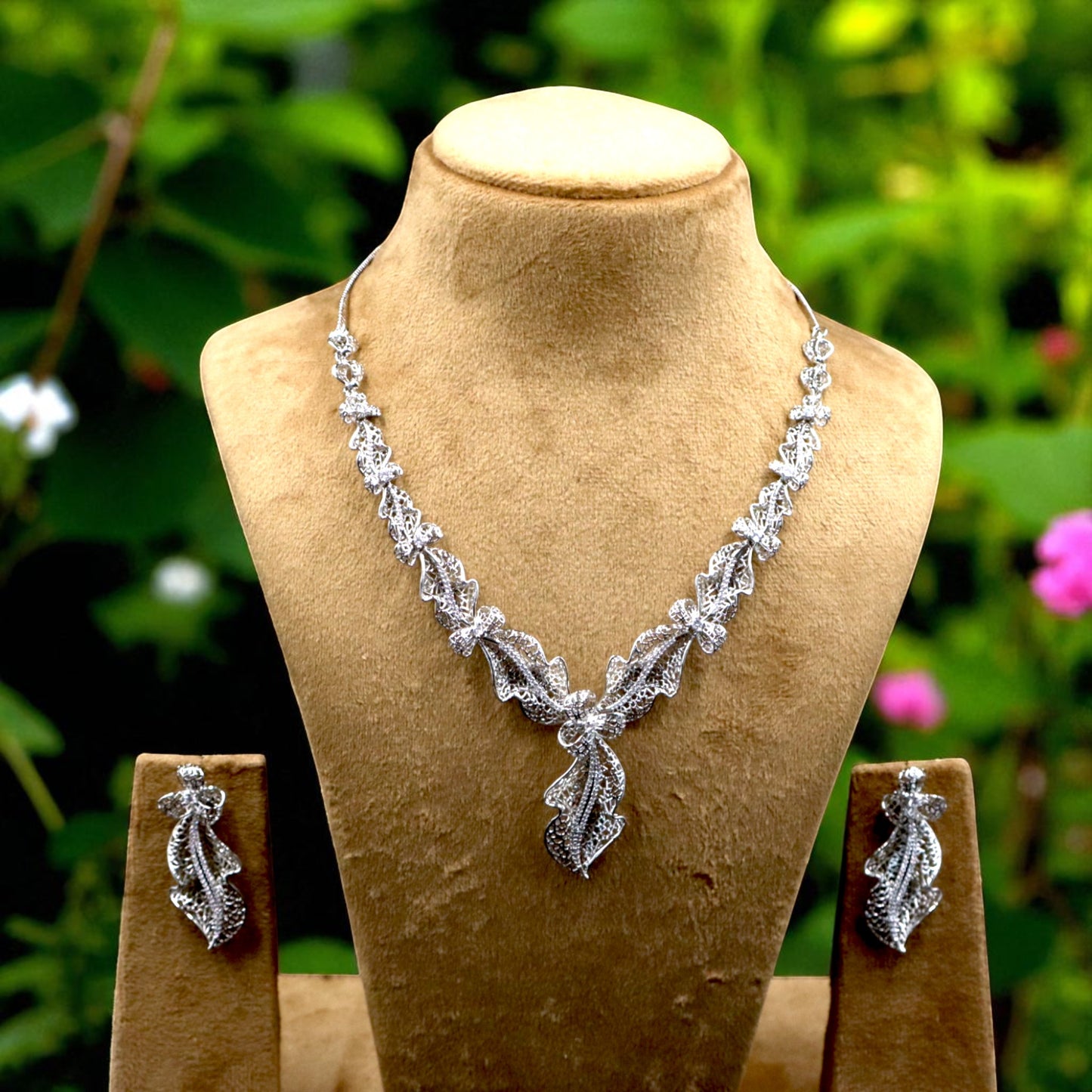 Silvery Medhavi American Diamond Necklace set