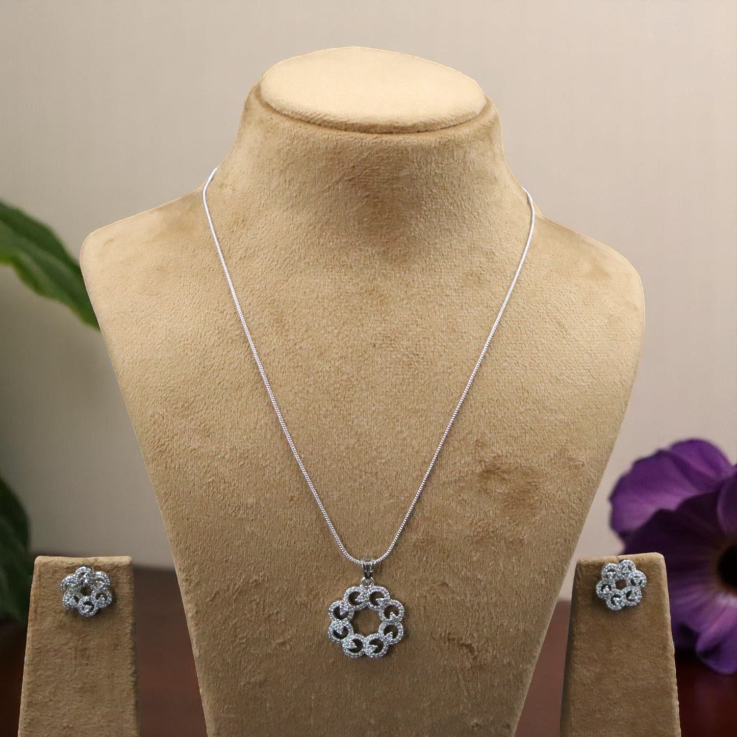 Silvery Mahika American Diamond Pendant set