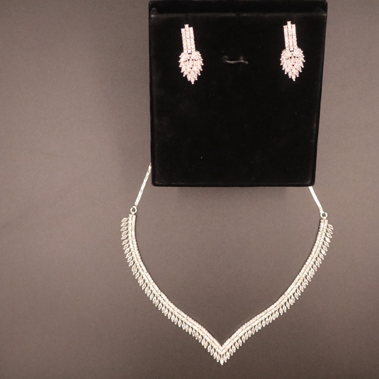 Silvery Hemavalli American Diamond Necklace set