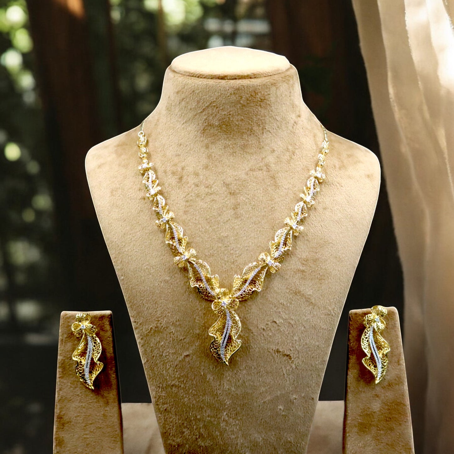 Golden Medhavi American Diamond Necklace set