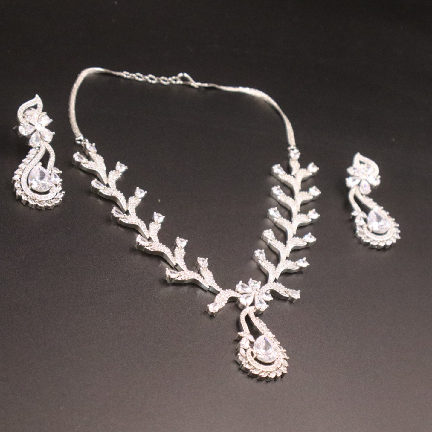 Silvery Kalpita American Diamond Necklace set