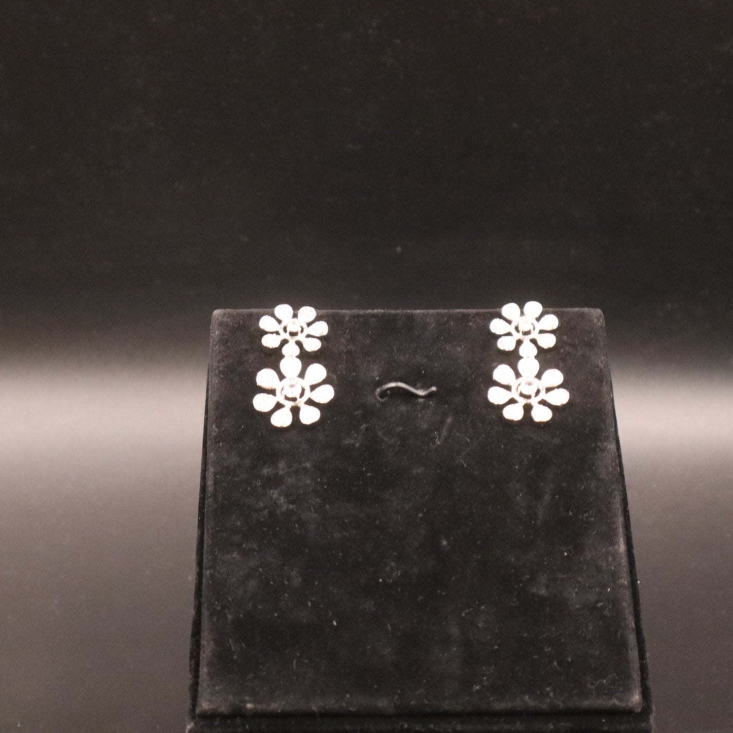 Silvery Arundhati American Diamond Necklace set