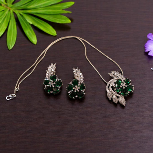 Emerald Shatarupa American Diamond Pendant set