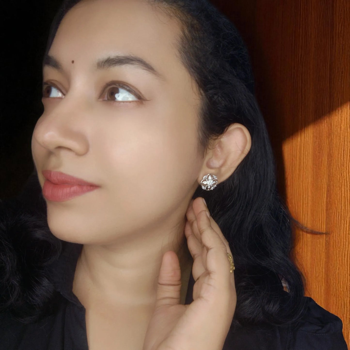 Silvery Avantika American Diamond Studs